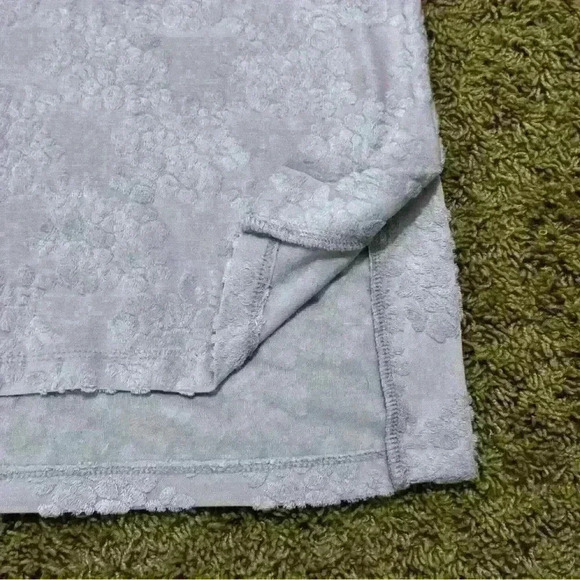 Bobeau Lavender Textured Floral Short Sleeve Top - XL, Preloved, Great Condition - Picture 2 of 9